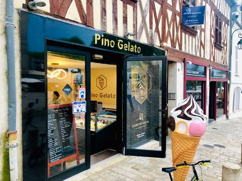 Pino Gelato ( bord de Loire )